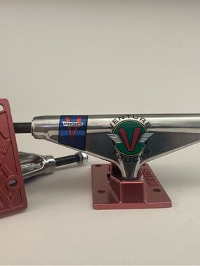 Venture V-Lights Red Skateboard Trucks -
